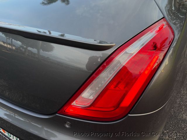 2017 Jaguar XJ XJ R-Sport Sedan 3.0L Supercharged V6 - 22995758 - 33