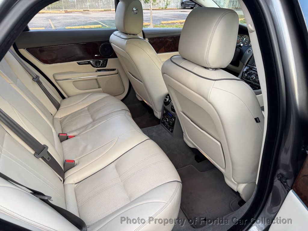 2017 Jaguar XJ XJ R-Sport Sedan 3.0L Supercharged V6 - 22995758 - 38