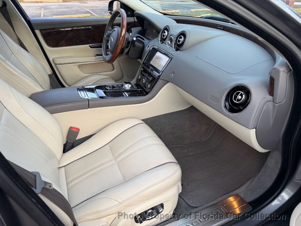 2017 Jaguar XJ XJ R-Sport Sedan 3.0L Supercharged V6 - 22995758 - 40