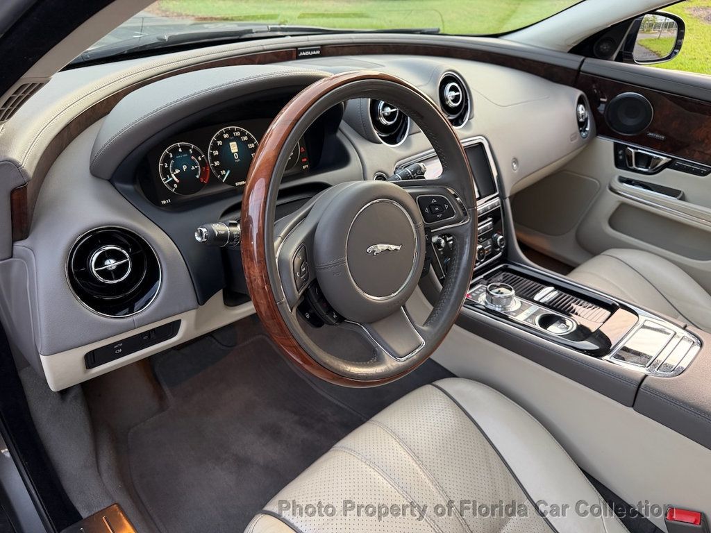 2017 Jaguar XJ XJ R-Sport Sedan 3.0L Supercharged V6 - 22995758 - 42
