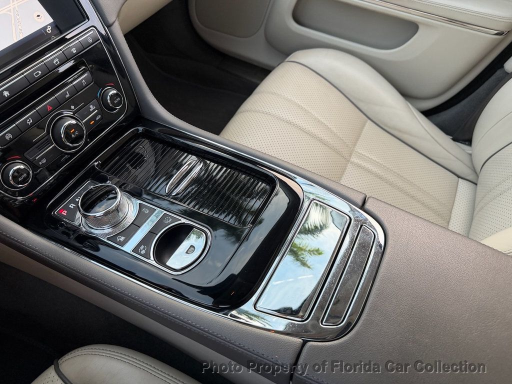 2017 Jaguar XJ XJ R-Sport Sedan 3.0L Supercharged V6 - 22995758 - 58