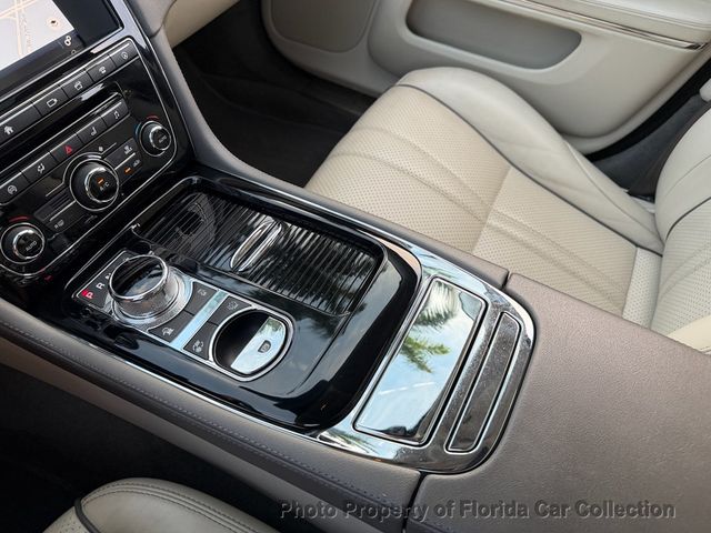 2017 Jaguar XJ XJ R-Sport Sedan 3.0L Supercharged V6 - 22995758 - 58