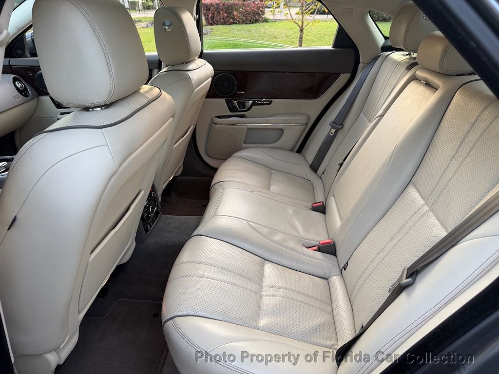 2017 Jaguar XJ XJ R-Sport Sedan 3.0L Supercharged V6 - 22995758 - 7
