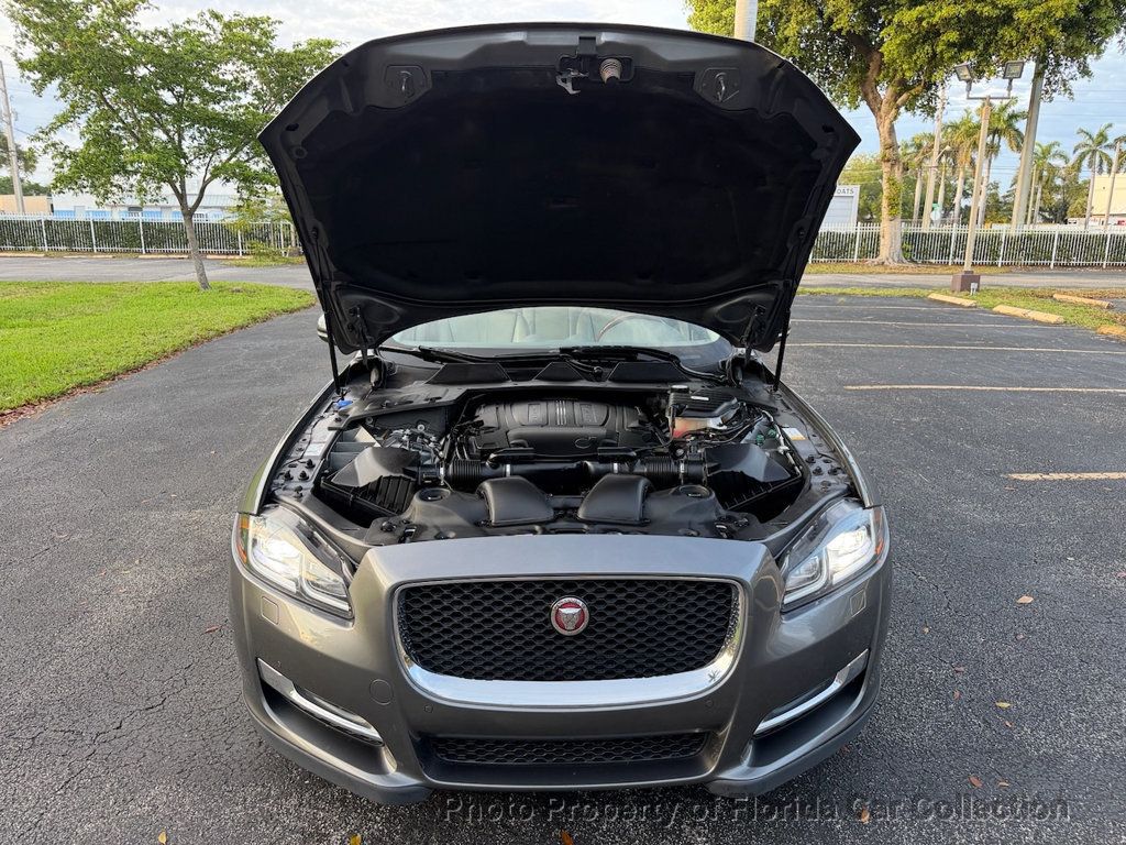 2017 Jaguar XJ XJ R-Sport Sedan 3.0L Supercharged V6 - 22995758 - 80