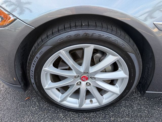 2017 Jaguar XJ XJ R-Sport Sedan 3.0L Supercharged V6 - 22995758 - 92