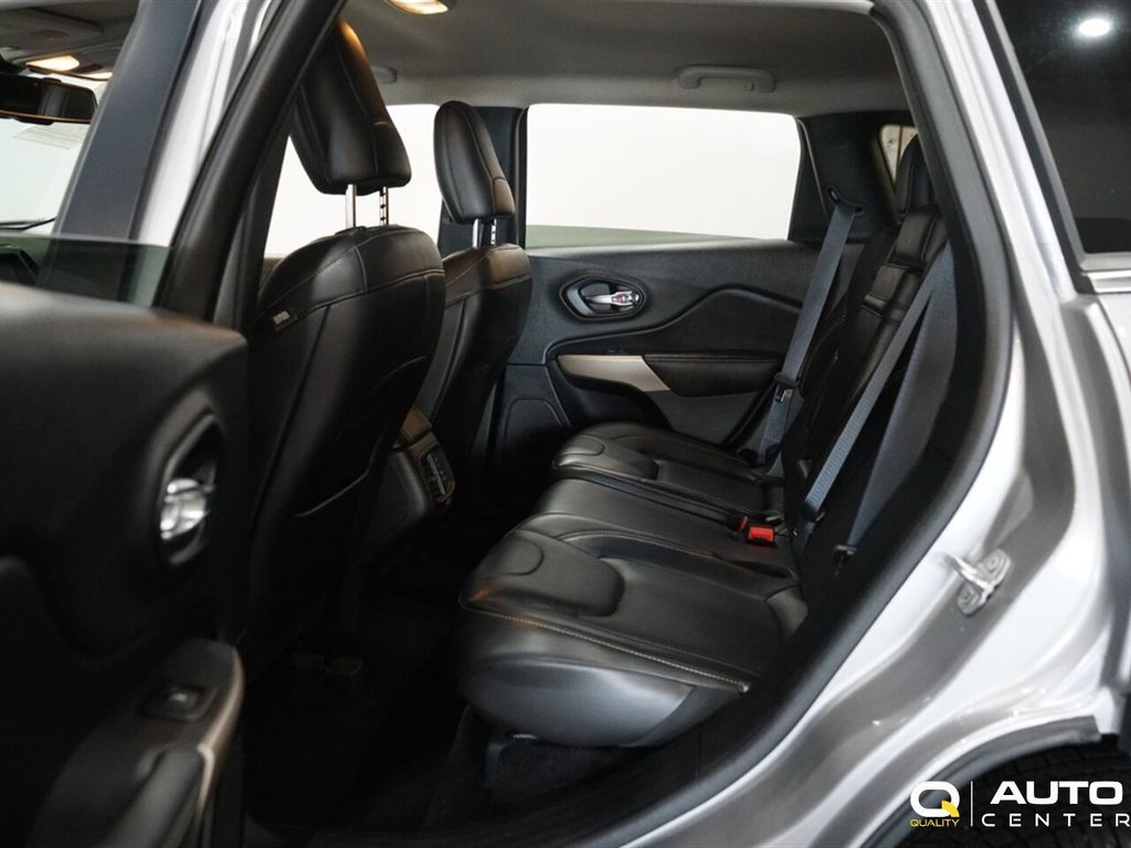 2017 Jeep Cherokee  - 23044322 - 23