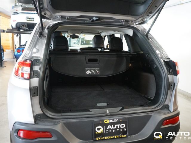 2017 Jeep Cherokee  - 23044322 - 25