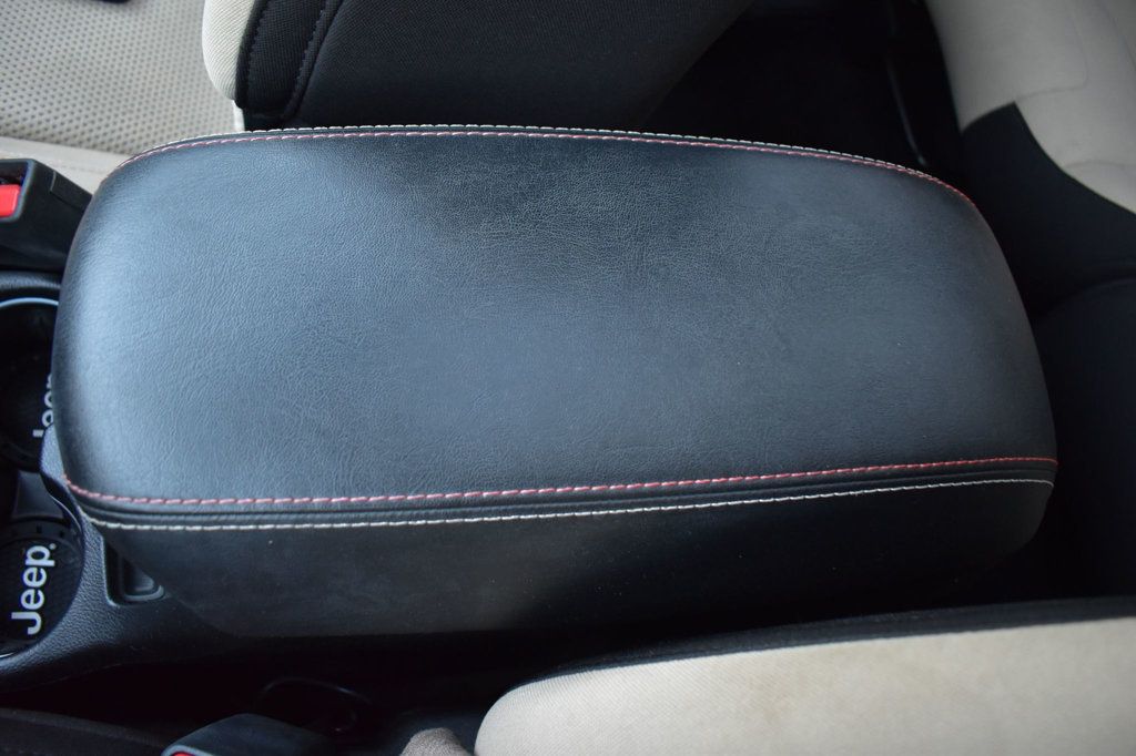 2017 Jeep Cherokee 75th Anniversary Edition 4x4 - 22850152 - 47