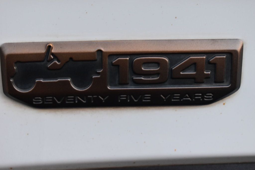 2017 Jeep Cherokee 75th Anniversary Edition 4x4 - 22850152 - 65