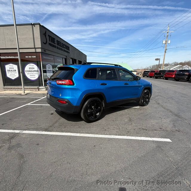 2017 Jeep Cherokee ALTITUDE 4X4 W/QUICK ORDER PKG, SIRIUS RADIO PKG - 22996234 - 16