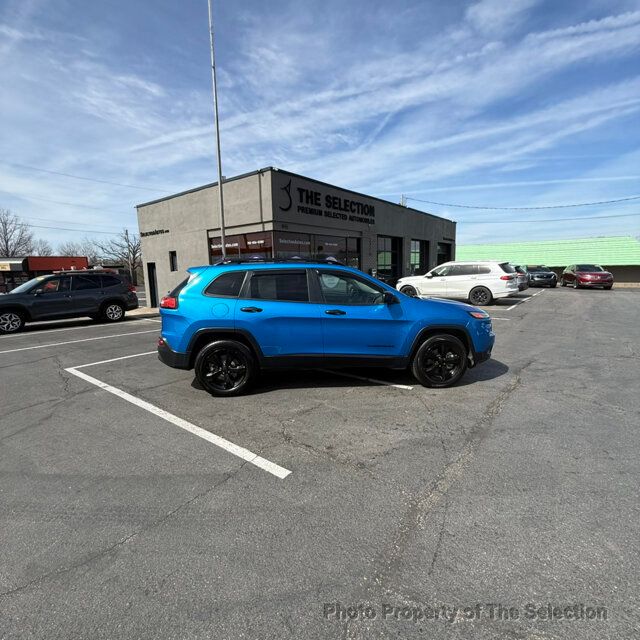 2017 Jeep Cherokee ALTITUDE 4X4 W/QUICK ORDER PKG, SIRIUS RADIO PKG - 22996234 - 18