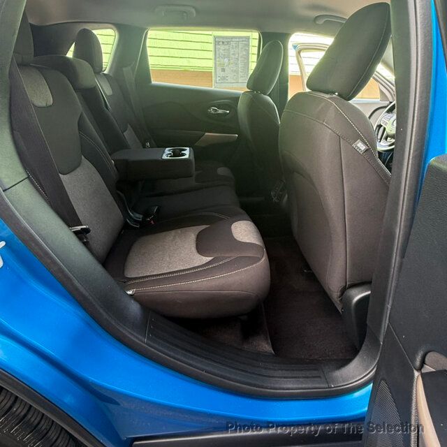 2017 Jeep Cherokee ALTITUDE 4X4 W/QUICK ORDER PKG, SIRIUS RADIO PKG - 22996234 - 35