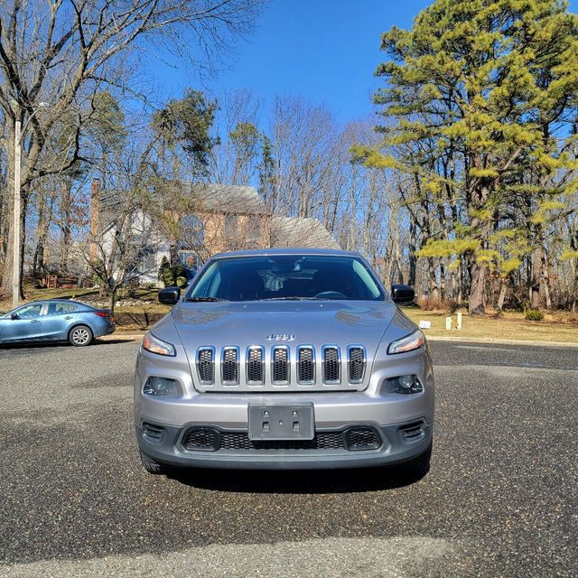 2017 Jeep Cherokee Altitude FWD - 22748857 - 7