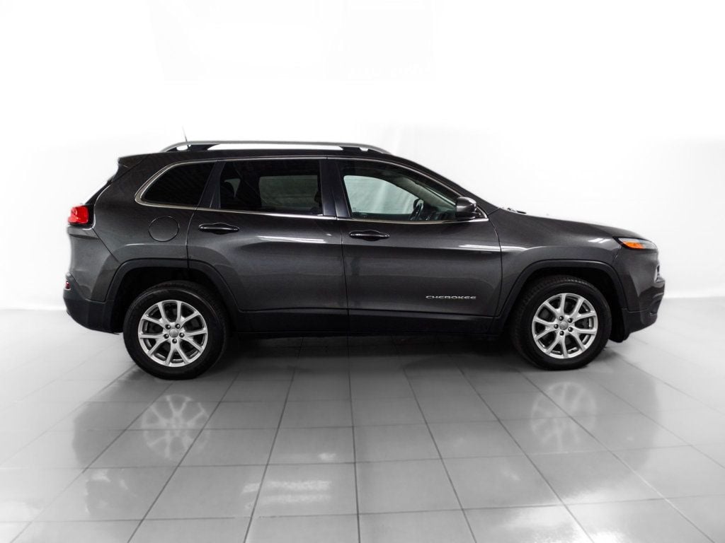 2017 Jeep Cherokee LATITUDE - 22577338 - 6