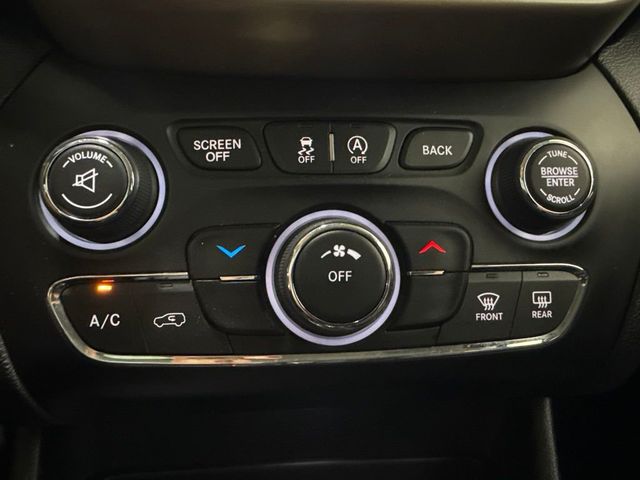 2017 Jeep Cherokee Latitude 4x4 - 23075879 - 19