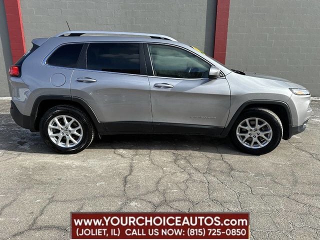 2017 Jeep Cherokee Latitude 4x4 - 22751473 - 8