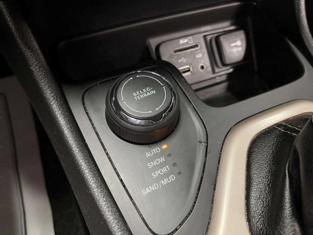 2017 Jeep Cherokee Latitude 4x4 - 22952554 - 26