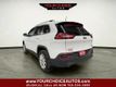 2017 Jeep Cherokee Latitude 4x4 - 22952554 - 2