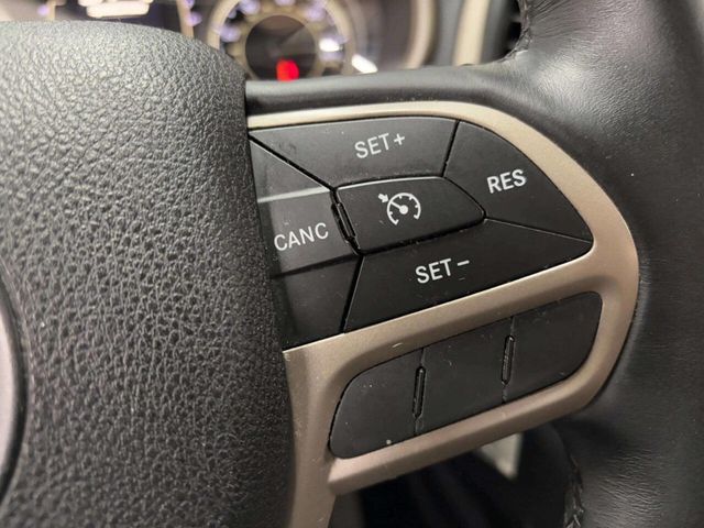 2017 Jeep Cherokee Latitude 4x4 - 22952554 - 31