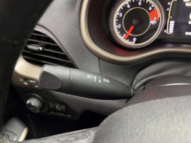 2017 Jeep Cherokee Latitude 4x4 - 22952554 - 32