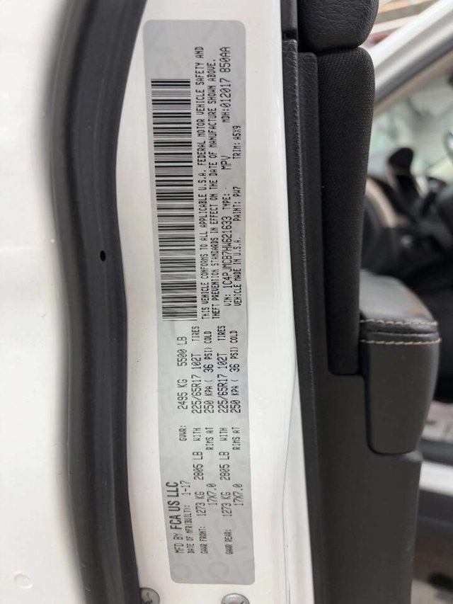 2017 Jeep Cherokee Latitude 4x4 - 22952554 - 39