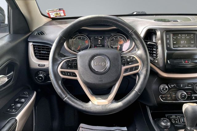2017 Jeep Cherokee Latitude 4x4 - 23075221 - 19