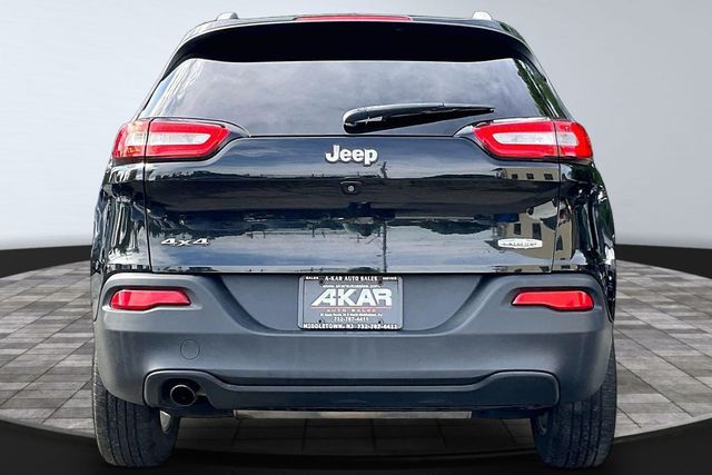 2017 Jeep Cherokee Latitude 4x4 - 23075221 - 5