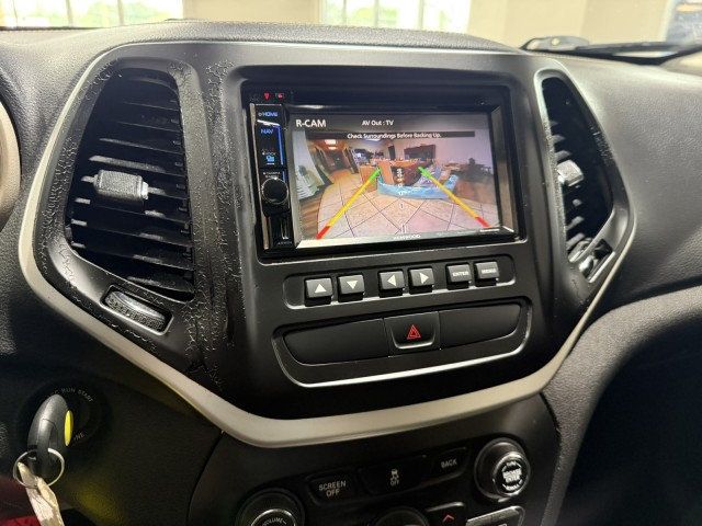 2017 Jeep Cherokee Latitude FWD - 22975781 - 15