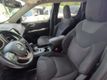 2017 Jeep Cherokee Latitude FWD - 23004315 - 13
