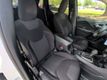 2017 Jeep Cherokee Latitude FWD - 23004315 - 19