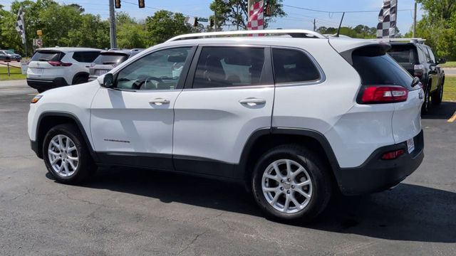 2017 Jeep Cherokee Latitude FWD - 23004315 - 5