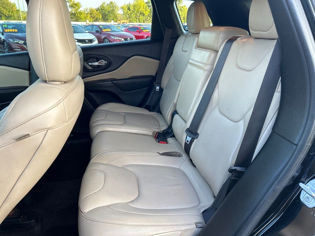 2017 Jeep Cherokee Limited photo 5