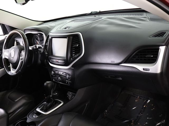 2017 Jeep Cherokee Overland 4x4 - 23047050 - 28