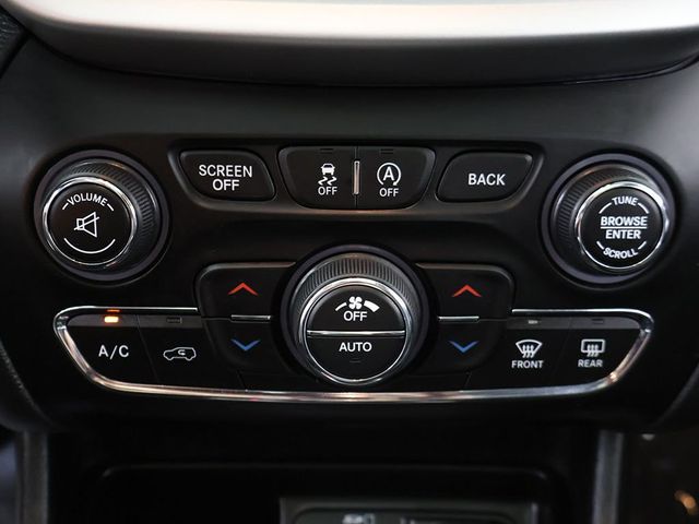2017 Jeep Cherokee Overland 4x4 - 23047050 - 52