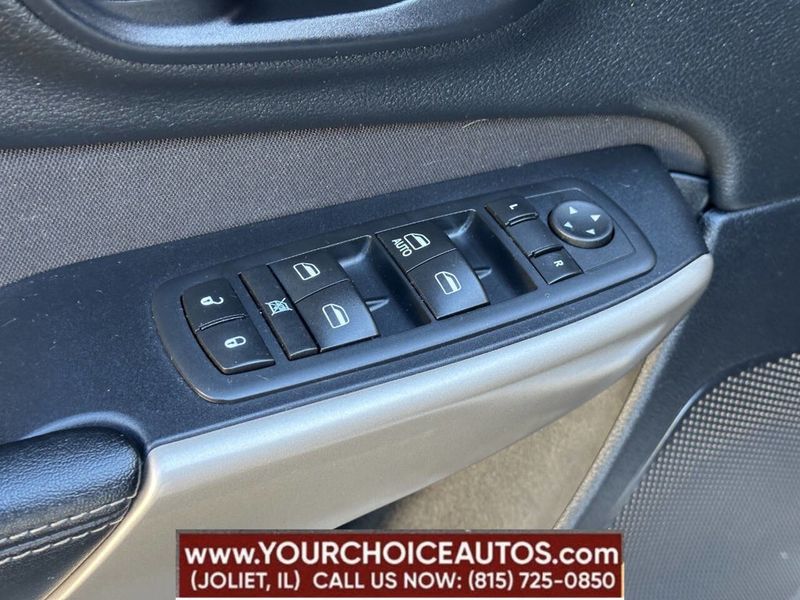 2017 Jeep Cherokee Sport 4x4 - 23005602 - 9