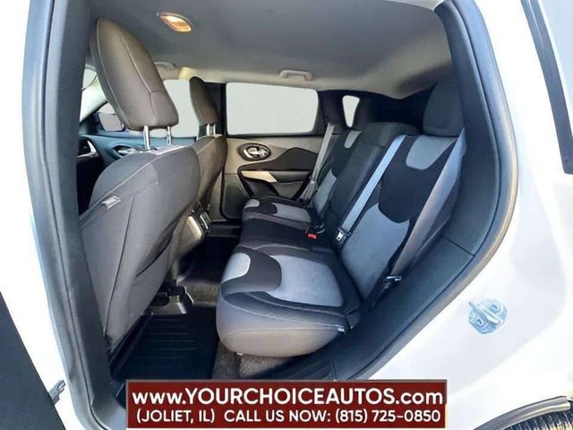 2017 Jeep Cherokee Sport 4x4 - 23005602 - 15