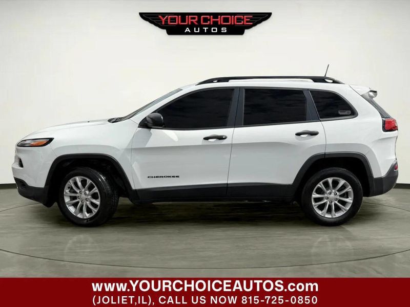 2017 Jeep Cherokee Sport 4x4 - 23005602 - 1