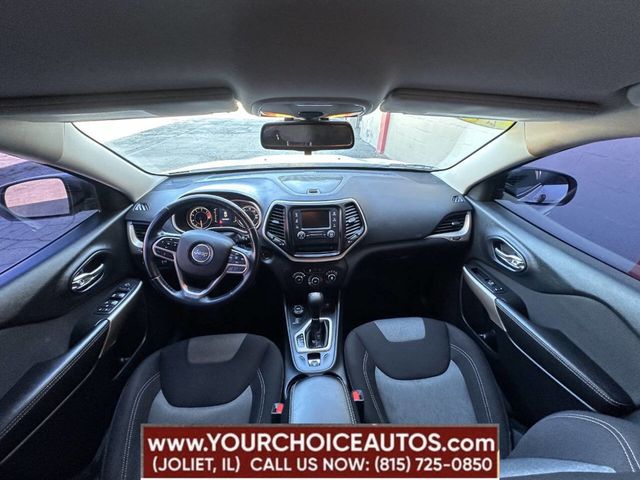 2017 Jeep Cherokee Sport 4x4 - 23005602 - 19