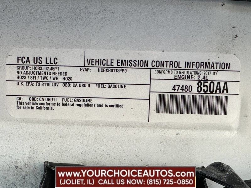 2017 Jeep Cherokee Sport 4x4 - 23005602 - 27