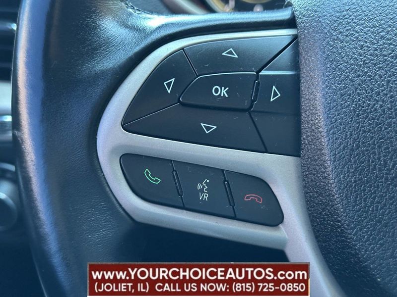 2017 Jeep Cherokee Sport 4x4 - 23005602 - 30