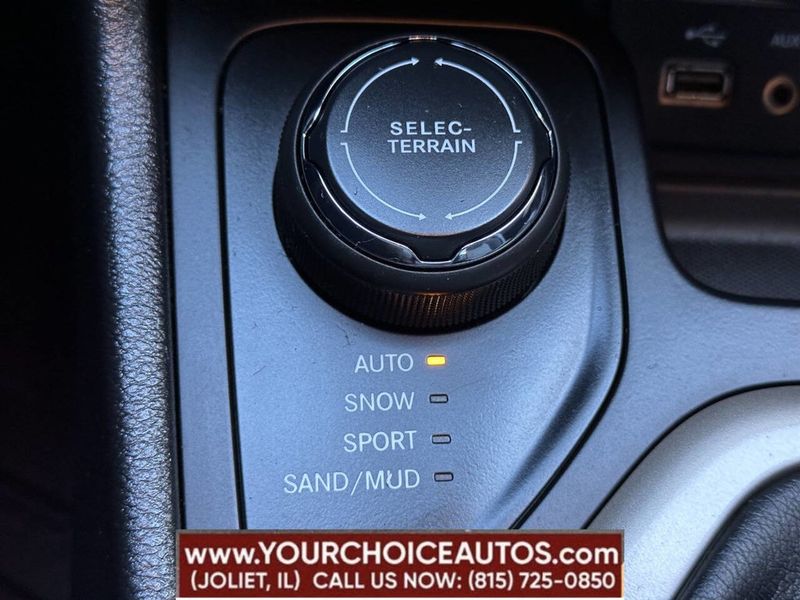 2017 Jeep Cherokee Sport 4x4 - 23005602 - 43