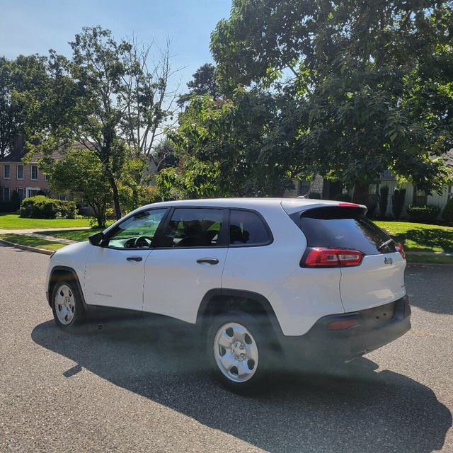 2017 Jeep Cherokee Sport FWD - 22567265 - 2