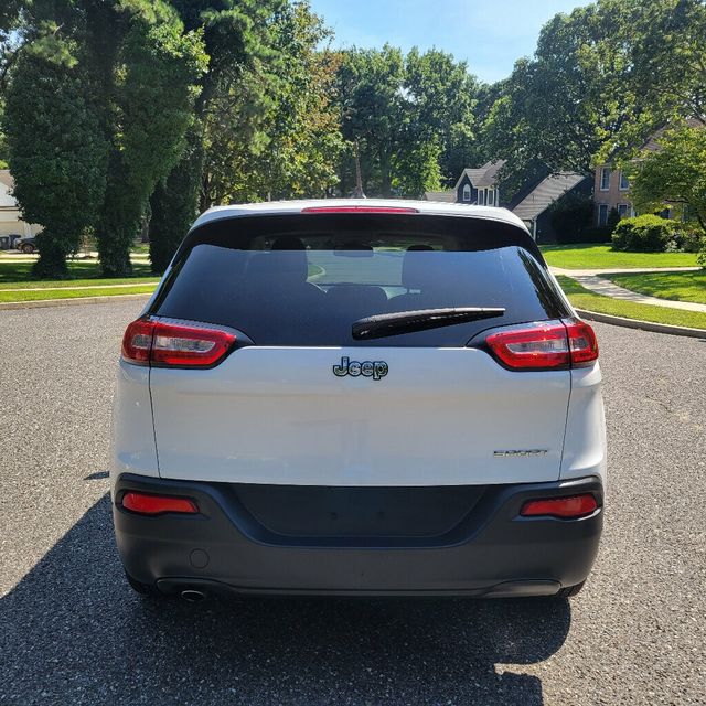 2017 Jeep Cherokee Sport FWD - 22567265 - 3