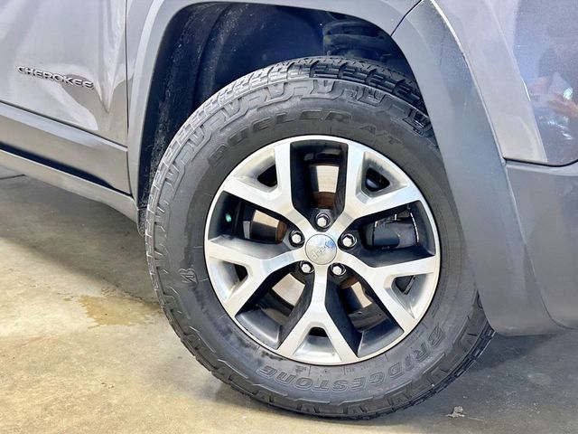 2017 Jeep Cherokee Trailhawk 4x4 - 23034213 - 13