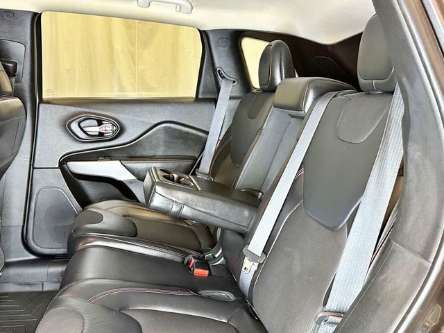 2017 Jeep Cherokee Trailhawk 4x4 - 23034213 - 34