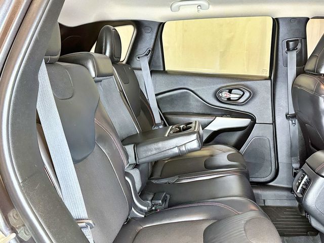 2017 Jeep Cherokee Trailhawk 4x4 - 23034213 - 35