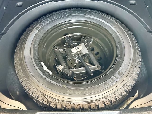2017 Jeep Cherokee Trailhawk 4x4 - 23034213 - 37