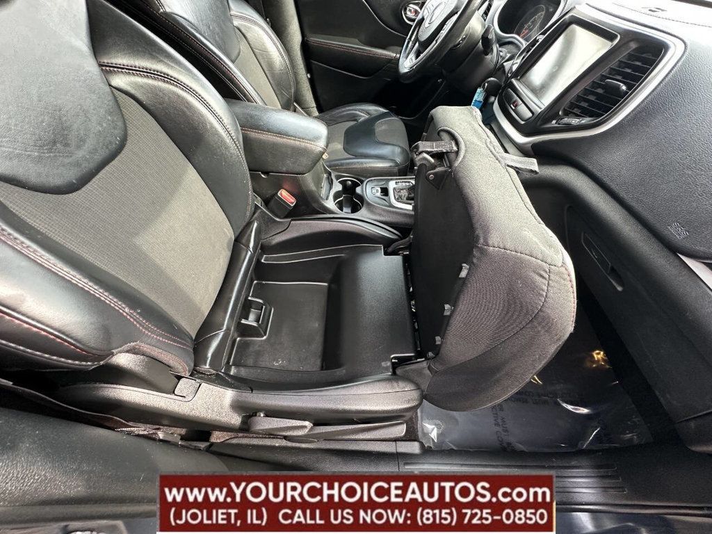 2017 Jeep Cherokee Trailhawk 4x4 4dr SUV - 22842502 - 25