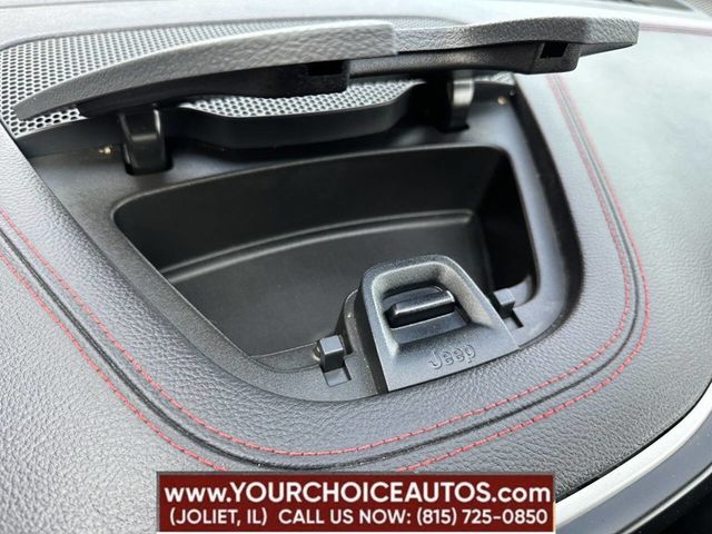 2017 Jeep Cherokee Trailhawk 4x4 4dr SUV - 22842502 - 37