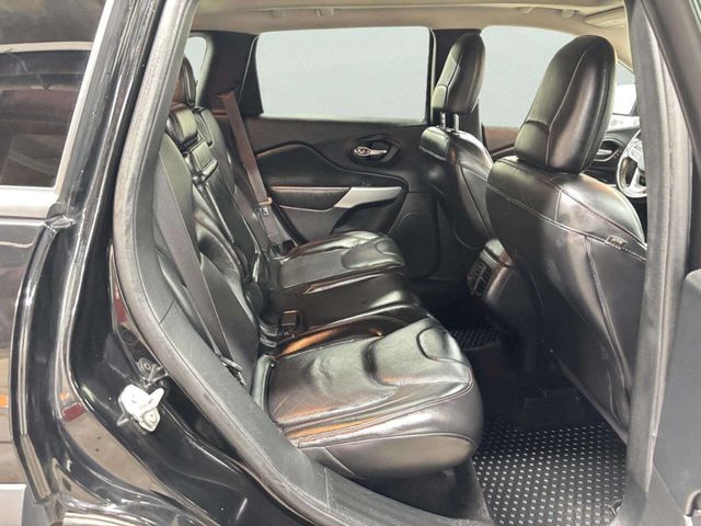 2017 Jeep Cherokee Trailhawk 4x4 4dr SUV - 23056548 - 18
